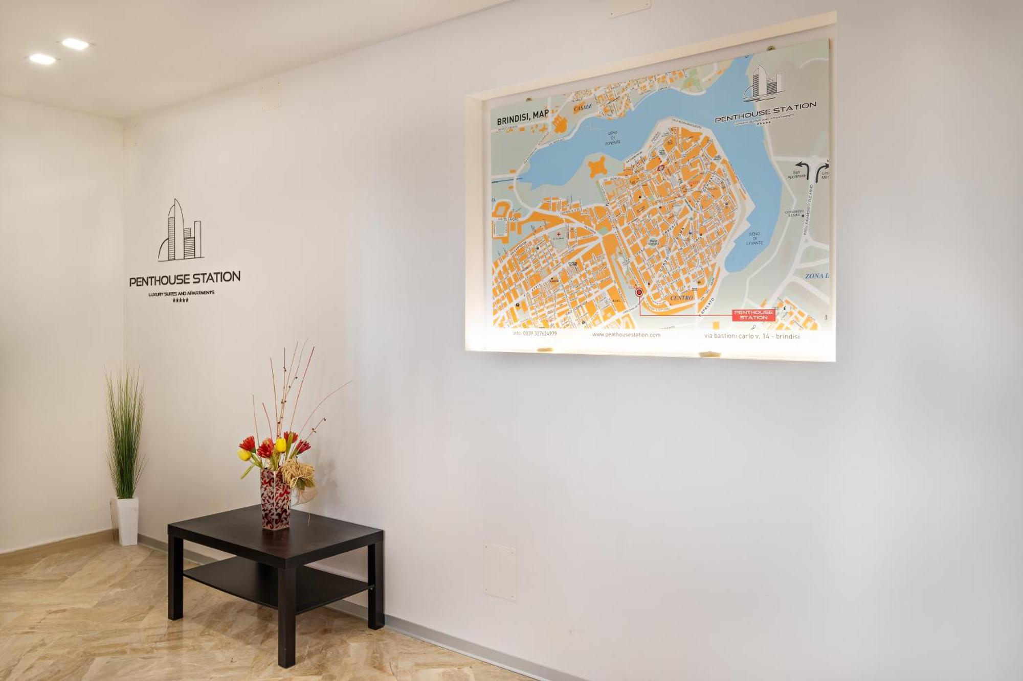 Penthouse Station Luxury Apts Le Dimore 브린디시 외부 사진